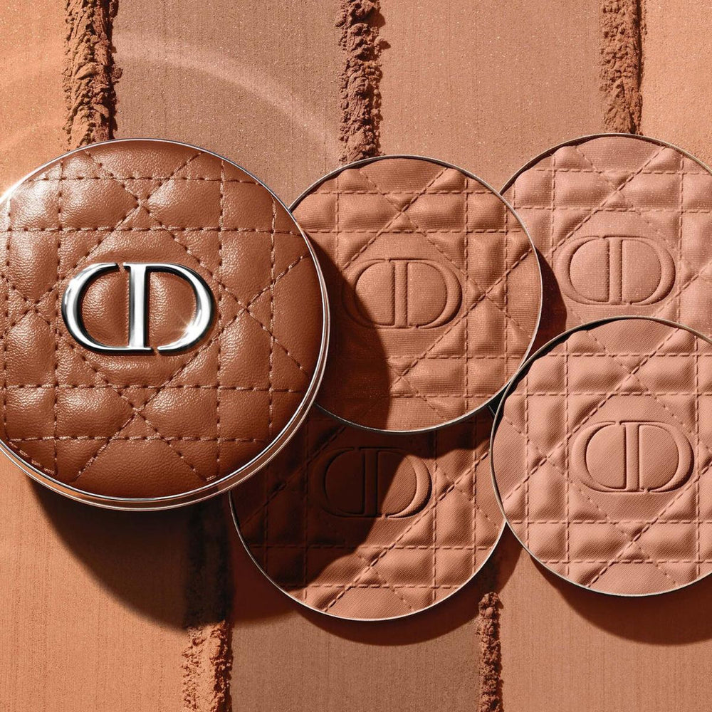 Dior Bronzer velvet finish compact, view 3