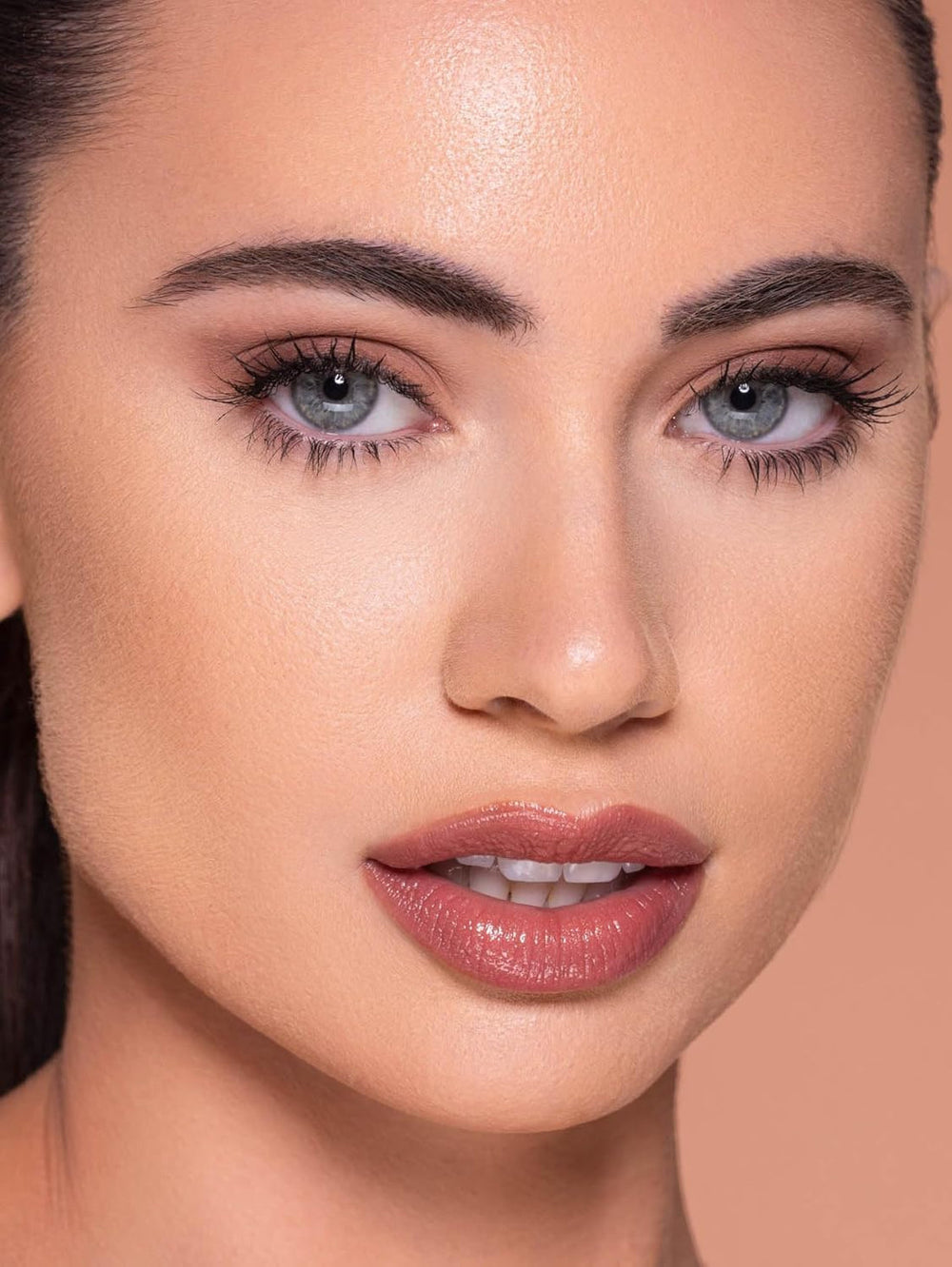 SHEGLAM Complexion Pro Foundation Sand 5