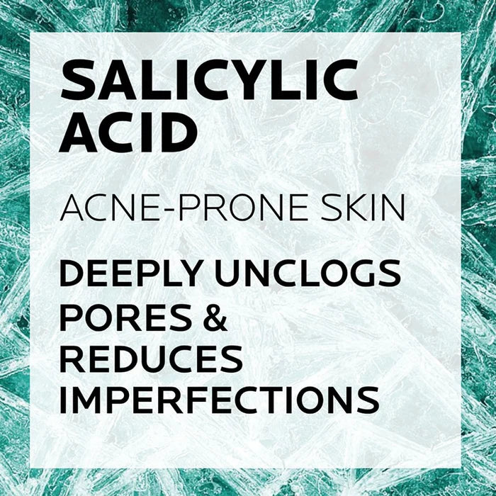 Effaclar exfoliating gel cleanser for oily skin, second lifestyle view
