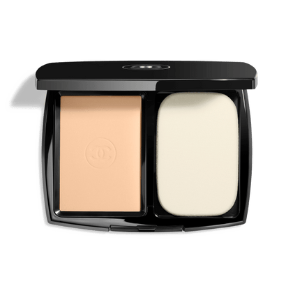 Chanel Ultra Le Teint Compact Foundation B20