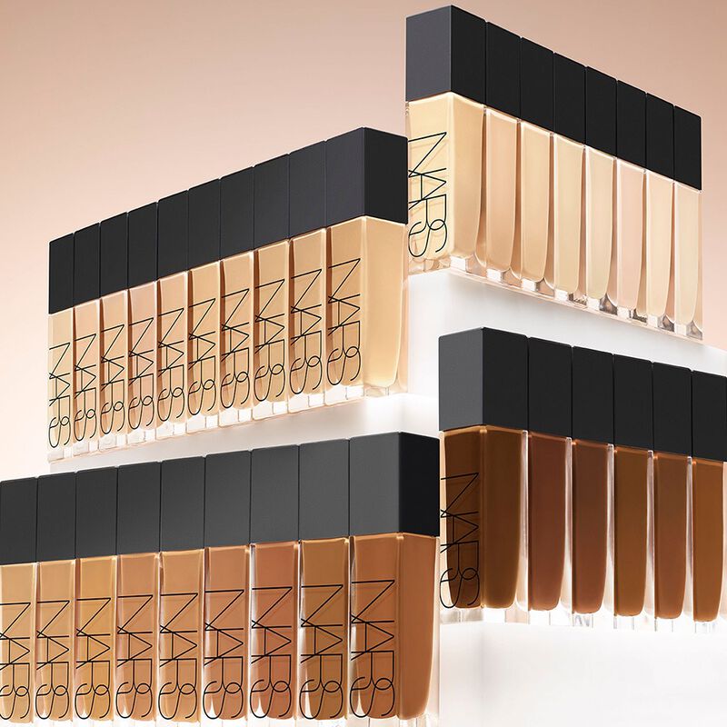 Natural Radiant Longwear Foundation Barcelona 5