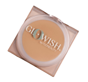GloWish Luminous Pressed Powder by Huda Beauty in Shade 03 Light