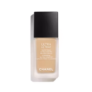 CHANEL Ultra Le Teint Ultrawear Flawless Fluid Foundation bottle in shade B30 30ml