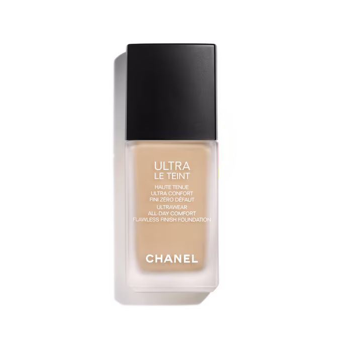 CHANEL Ultra Le Teint Ultrawear Flawless Fluid Foundation bottle in shade B30 30ml